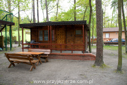 Drewniany domek letniskowy